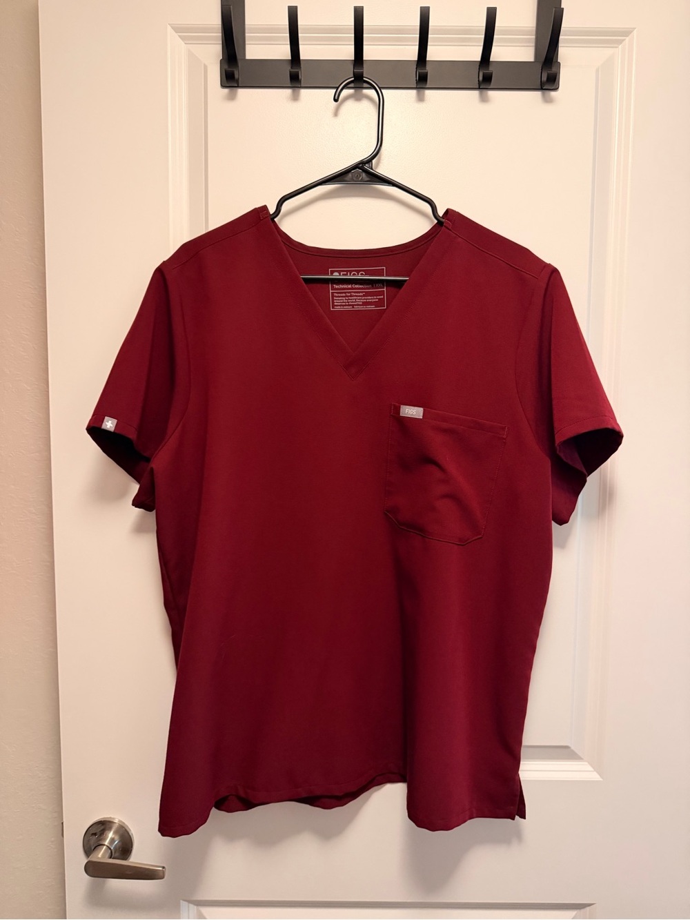 Figs Technical V-Neck Scrub Top in Burgundy